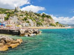 Las ciudades de la costa de Amalfi se quedarán en lugar de Positano, dice un lugareño
| Travel,freelancer,freelancer-le,travel,italy,amalfi-coast,positano,scala,evergreen-story Las ciudades de la costa de Amalfi se quedarán en lugar de Positano, dice un lugareño
| Travel,freelancer,freelancer-le,travel,italy,amalfi-coast,positano,scala,evergreen-story