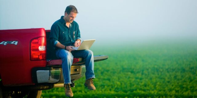 Insider el Proyecto ChatGPT Capacitación en Agricultura, Ganadería y Enfermería

 | AI,Tech,ai,gig-economy,careers,openai,chat-gpt,handshake,exclusive