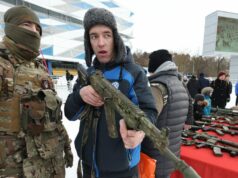 El gobernador ruso ordena a las empresas seleccionar a sus trabajadores para alistarse en el ejército
| Military & Defense,ukraine-war,russian-military El gobernador ruso ordena a las empresas seleccionar a sus trabajadores para alistarse en el ejército
| Military & Defense,ukraine-war,russian-military