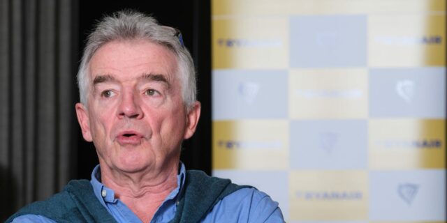 El director ejecutivo de Ryanair advierte que hasta el 25% de su suministro de combustible está en riesgo por la guerra con Irán

 | Transportation,ryanair,iran,airlines,airports,travel,jet-fuel,oil-prices,trending-uk