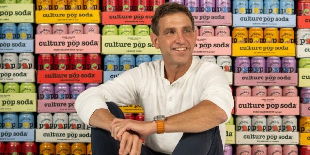 Los fundadores de la cultura pop se unen en torno a la Generación Z y los millennials para dar forma a la marca de refrescos

 | Retail,as-told-to,culture-pop,soda,health,small-business,startup,founder,entrepreneur,careers,generational-differences