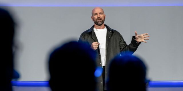 El consejo de Meta CTO a los estudiantes: “Construyan constantemente”.

 | AI,Tech,ai,meta,facebook,work