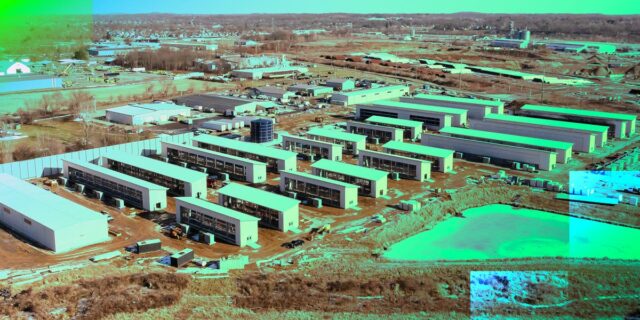 Para los criptomineros convertidos en estrellas de la IA, la Para los criptomineros convertidos en estrellas de la IA, la verdadera prueba está a punto de llegar
| Finance,Tech,artificial-intelligence,ai-infrastructure,data-centers,finance,big-tech,changing-workplace-big-bet,tyler-le,bi-illustration