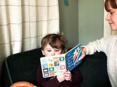 Alfabetista y mamá: el hábito que ayuda a los preescolares a leer
| Parenting,Education,essay,parenting-freelancer,parenting,literacy,kindergarten,preschool,reading Alfabetista y mamá: el hábito que ayuda a los preescolares a leer
| Parenting,Education,essay,parenting-freelancer,parenting,literacy,kindergarten,preschool,reading