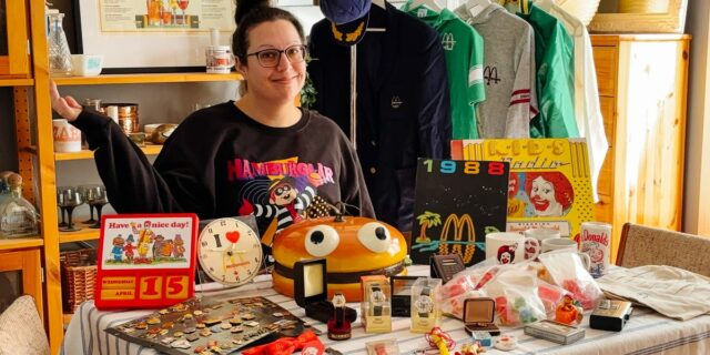 Encontré los objetos coleccionables de McDonald's de mi papá. Decidí venderlos.

 | Parenting,as-told-to,parenting,parenting-freelancer,collector,mc-donalds