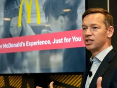 El director ejecutivo de McDonald’s culpa a su madre por la infame prueba de sabor del Gran Arco
| Retail,mc-donalds,ceos,chris-kempczinski El director ejecutivo de McDonald's culpa a su madre por la infame prueba de sabor del Gran Arco
| Retail,mc-donalds,ceos,chris-kempczinski
