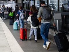 Aerolíneas aumentan tarifas de equipaje facturado: Delta, JetBlue y United
| Transportation,aviation,jet-fuel-costs,delta-air-lines,united-airlines,jetblue,southwest-airlines Aerolíneas aumentan tarifas de equipaje facturado: Delta, JetBlue y United
| Transportation,aviation,jet-fuel-costs,delta-air-lines,united-airlines,jetblue,southwest-airlines