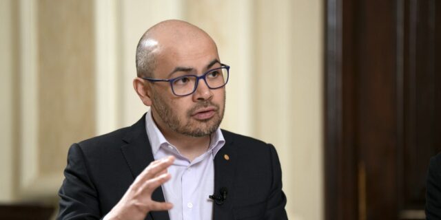 DeepMind escaló más rápido al actuar como una startup, dice Demis Hassabis

 | Tech,AI,startup,google-deepmind,demis-hassabis,changing-workplace-big-bet,beacon-industries-big-bet