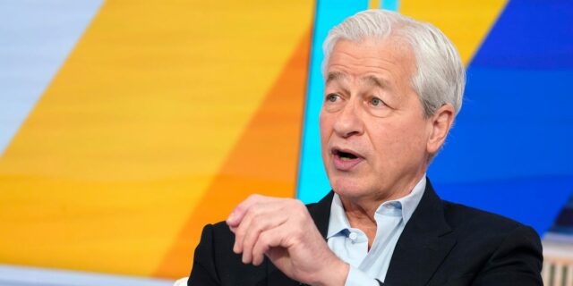 Jamie Dimon: No tomes grandes decisiones cuando estés cansado un Jamie Dimon: No tomes grandes decisiones cuando estés cansado un viernes
| Careers,careers,leadership,lessons,jamie-dimon,jpmorgan,trending-uk,hustle-culture-big-bet