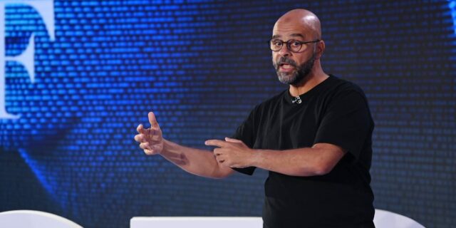 Las 3 predicciones de IA de Mo Gawdat para 2020 se han hecho realidad, dice

 | AI,Tech,video-to-text,ai,jobs,googlex