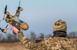 Ucrania derribó drones Shahed que ayudaban en Medio Oriente, dice Zelensky
| Military & Defense,ukraine,drone-warfare,drones,warfare-big-bet,us-iran-conflict Ucrania derribó drones Shahed que ayudaban en Medio Oriente, dice Zelensky
| Military & Defense,ukraine,drone-warfare,drones,warfare-big-bet,us-iran-conflict