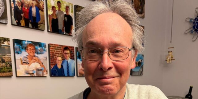 Dejé el periodismo a los 53 años. Ahora gano 85.000 dólares como cartero

 | Careers,as-told-to,health,career,post-office,career-change