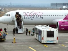 Las acciones de las aerolíneas caen mientras Trump advierte sobre el bloqueo del Estrecho de Ormuz
| Transportation,aviation,airlines,wizz-air,easyjet,iag,lufthansa,strait-of-hormuz,jet-fuel,trending-uk Las acciones de las aerolíneas caen mientras Trump advierte sobre el bloqueo del Estrecho de Ormuz
| Transportation,aviation,airlines,wizz-air,easyjet,iag,lufthansa,strait-of-hormuz,jet-fuel,trending-uk