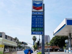 Los precios de la gasolina alimentan la frustración de los estadounidenses con la economía
| Economy,economy,gas-prices,consumer-sentiment Los precios de la gasolina alimentan la frustración de los estadounidenses con la economía
| Economy,economy,gas-prices,consumer-sentiment