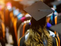 Millennial con $137,000 en préstamos privados para estudiantes: Advertencia para los prestatarios
| Economy,student-debt,student-loans,trump Millennial con $137,000 en préstamos privados para estudiantes: Advertencia para los prestatarios
| Economy,student-debt,student-loans,trump