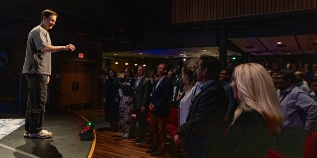 Bryan Johnson, entusiasta de la longevidad, comparte prueba de edad Bryan Johnson, entusiasta de la longevidad, comparte prueba de edad biológica
| Health,the-long-play