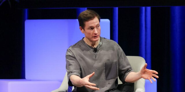 El influencer de longevidad Bryan Johnson dice que se equivocó en educación sexual con su hijo

 | Parenting,Health,the-long-play,bryan-johnson,sex-education