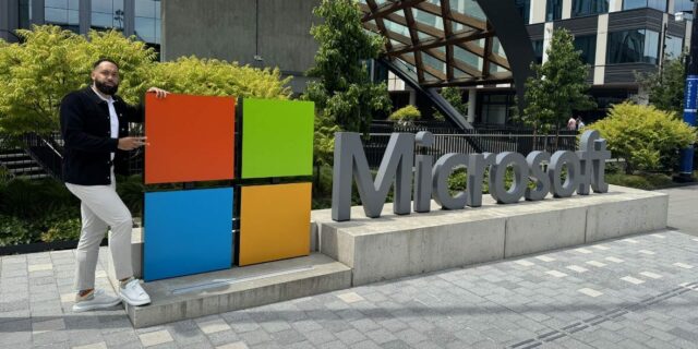 Cómo obtuve 2 ofertas de trabajo de Microsoft a la vez después de más de 50 rechazos

 | Careers,Tech,as-told-to,contributor-2026,microsoft,job-search,getting-hired,job-interviews,careers,jobs,career-advice,resume-tips