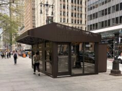 El centro de conductores de reparto de Nueva York enfrenta un problema eléctrico y aún no ha abierto
| Careers,Politics,Tech,delivery,delivery-apps El centro de conductores de reparto de Nueva York enfrenta un problema eléctrico y aún no ha abierto
| Careers,Politics,Tech,delivery,delivery-apps