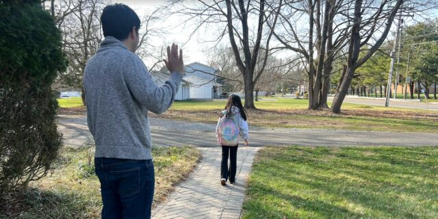 Mi hijo de 8 años camina solo a la escuela; Más formas de darle independencia

 | Parenting,essay,parenting-freelancer,parenting,el-salvador,child-independence,father