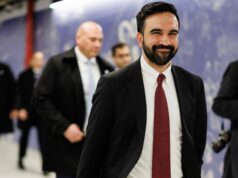 Líderes empresariales enojados por el impuesto a las casas de vacaciones de lujo de Mamdani en Nueva York
| Economy,Finance,Politics,zohran-mamdani,nyc,wealth-tax,billionaire-tax,kathy-hochul Líderes empresariales enojados por el impuesto a las casas de vacaciones de lujo de Mamdani en Nueva York
| Economy,Finance,Politics,zohran-mamdani,nyc,wealth-tax,billionaire-tax,kathy-hochul