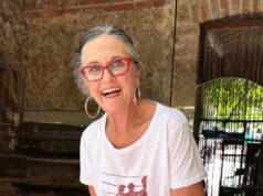 Dejó su trabajo, se mudó a Italia y compró una villa en la Toscana para alquilar.
| Small Business,Travel,as-told-to,singapore-freelancer,italy,career-change,tuscany,cooking-class,live-abroad Dejó su trabajo, se mudó a Italia y compró una villa en la Toscana para alquilar.
| Small Business,Travel,as-told-to,singapore-freelancer,italy,career-change,tuscany,cooking-class,live-abroad