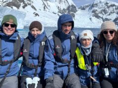 Tuve una infancia en la costa de Jersey; Mis hijos acaban de ir a la Antártida.
| Parenting,Travel,essay,parenting-freelancer,antarctica,family-travel,travel,traveling-with-kids,family-vacation,traveling-with-teens,adventure-travel,parenting Tuve una infancia en la costa de Jersey; Mis hijos acaban de ir a la Antártida.
| Parenting,Travel,essay,parenting-freelancer,antarctica,family-travel,travel,traveling-with-kids,family-vacation,traveling-with-teens,adventure-travel,parenting