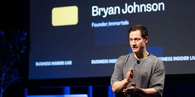 Bryan Johnson dice que su frecuencia cardíaca en reposo es un indicador clave de su salud

 | Health,video,the-long-play,health,bi-live,video-format-bi-live