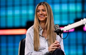 Por qué Onlyfans solo vale 3.000 millones de dólares
| Media,Tech,tech,onlyfans,investors,porn,adult-content,creator-economy,adult-entertainment,sex-work Por qué Onlyfans solo vale 3.000 millones de dólares
| Media,Tech,tech,onlyfans,investors,porn,adult-content,creator-economy,adult-entertainment,sex-work