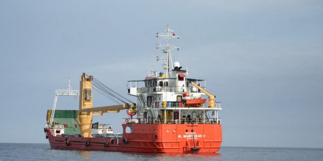 El ejército iraní afirma haber vuelto a poner a Ormuz bajo estricto control

 | Military & Defense,defence,iran,us-iran-war