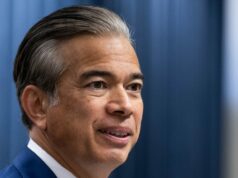 Juez bloquea fusión de gigantes de la televisión local Nexstar y Tegna
| Media,nexstar-media-group,courts,mergers,california,television Juez bloquea fusión de gigantes de la televisión local Nexstar y Tegna
| Media,nexstar-media-group,courts,mergers,california,television