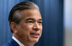 Juez bloquea fusión de gigantes de la televisión local Nexstar y Tegna
| Media,nexstar-media-group,courts,mergers,california,television Juez bloquea fusión de gigantes de la televisión local Nexstar y Tegna
| Media,nexstar-media-group,courts,mergers,california,television