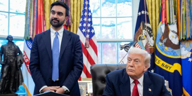 Trump critica el impuesto propuesto por Mamdani en Nueva York a los propietarios de viviendas adinerados

 | Politics,Real Estate,zohran-mamdani,donald-trump,new-york-city,tax