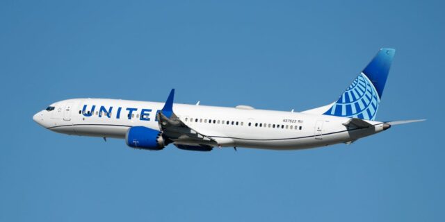 Los pilotos de United Airlines amenazan con una bomba tras un misterioso pitido

 | Transportation,united-airlines,flight-diversion,flight-woes,aviation,airlines,trending-uk