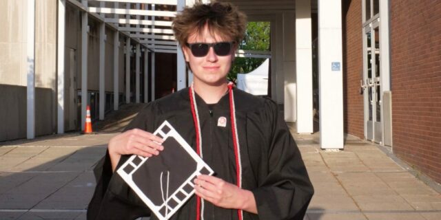 Joven graduado: vivo con mis padres y no encuentro trabajo a tiempo parcial

 | Education,Careers,essay,college-freelancer,college,college-grads,part-time-job,recent-grads