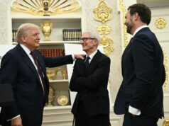 Apple no pierde a su susurrador de Trump
| Tech,Politics,apple,tim-cook,john-ternus,donald-trump,white-house Apple no pierde a su susurrador de Trump
| Tech,Politics,apple,tim-cook,john-ternus,donald-trump,white-house