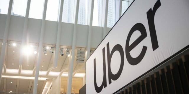 Uber debe pagar 5.000 dólares a una mujer que afirma que su conductor la atacó

 | Transportation,uber,crime,sexual-assault