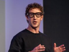 La nueva herramienta de inteligencia artificial de Meta rastrea la actividad del personal y genera preocupaciones
| Tech,AI,exclusive,meta,ai-training,ai,memo-leak,scoop,privacy,artificial-intelligence,software,tech,limited-synd La nueva herramienta de inteligencia artificial de Meta rastrea la actividad del personal y genera preocupaciones
| Tech,AI,exclusive,meta,ai-training,ai,memo-leak,scoop,privacy,artificial-intelligence,software,tech,limited-synd