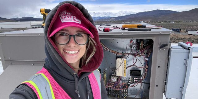 Tengo 23 años y trabajo en el campo de HVAC. No me importa si la IA me quita el trabajo.

 | Careers,as-told-to,hvac,trades,trade-school,ai-proof,no-college-degree,contributor-2026,tess-martinelli,manseen-logan