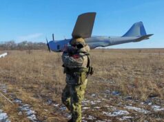 Los rusos convierten un dron de reconocimiento en una nave nodriza para cuadricópteros FPV
| Military & Defense,ukraine-war,drone-warfare,fpv-drones,orlan-10,warfare-big-bet Los rusos convierten un dron de reconocimiento en una nave nodriza para cuadricópteros FPV
| Military & Defense,ukraine-war,drone-warfare,fpv-drones,orlan-10,warfare-big-bet