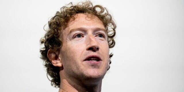 Los empleados de Meta reaccionan ante los inminentes recortes de empleo: '28 días de infierno'

 | Tech,Careers,Enterprise,meta,ai,exclusive,limited-synd,job-cuts,tech-layoffs,big-tech,layoffs