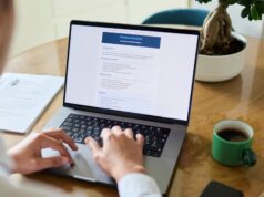 Cuatro trabajadores comparten cómo agregaron IA a sus puestos de trabajo
| Careers,AI,careers,ai,tech,ai-pivot,career-pivot,ai-jobs,ai-career Cuatro trabajadores comparten cómo agregaron IA a sus puestos de trabajo
| Careers,AI,careers,ai,tech,ai-pivot,career-pivot,ai-jobs,ai-career