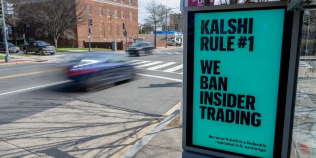 Kalshi bloqueó a Gannon Van Dyke, un soldado acusado en intercambios de Polymarket

 | Tech,Military & Defense,prediction-markets,gambling,army,venezuela