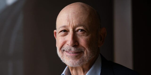 Lloyd Blankfein en el set de WHCD: 'Nadie murió y terminó temprano'

 | Media,Finance,white-house-correspondents-dinner-shooting,goldman-sachs,lloyd-blankfein,donald-trump,shooting,bari-weiss