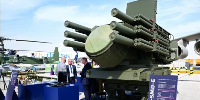 Rusia enfrenta escasez de misiles de defensa aérea anti-drones, dice Ucrania

 | Military & Defense,ukraine-war,air-defense,drone-warfare,pantsir