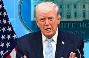 Trump firma orden ejecutiva sobre cuentas de jubilación y ofrece 1.000 dólares adicionales
| Economy,trump,retirement-plans,executive-order,economy,personal-finance,retirement,401k,ira,kitchen-table-big-bet Trump firma orden ejecutiva sobre cuentas de jubilación y ofrece 1.000 dólares adicionales
| Economy,trump,retirement-plans,executive-order,economy,personal-finance,retirement,401k,ira,kitchen-table-big-bet