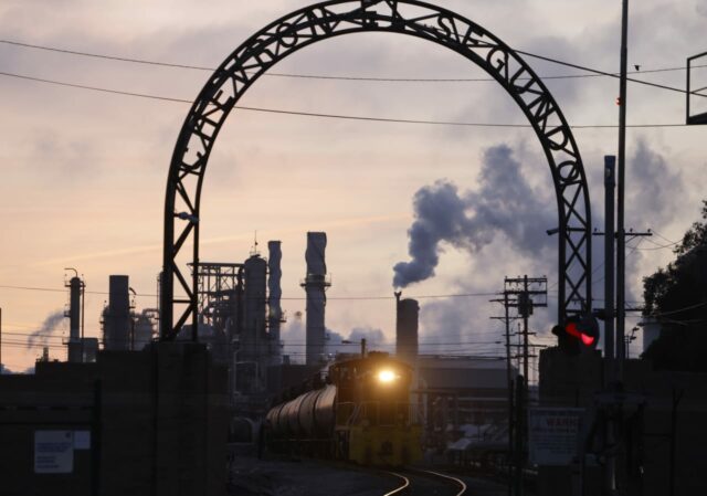 Los precios de la energía probablemente hayan alcanzado su punto máximo. Qué significa esto para las acciones, según Mike Wilson de Morgan Stanley.

 | 