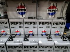Pepsi dice que los recortes de precios y los esfuerzos de bienestar están haciendo que los clientes regresen y las existencias están aumentando
| Pepsi dice que los recortes de precios y los esfuerzos de bienestar están haciendo que los clientes regresen y las existencias están aumentando
|