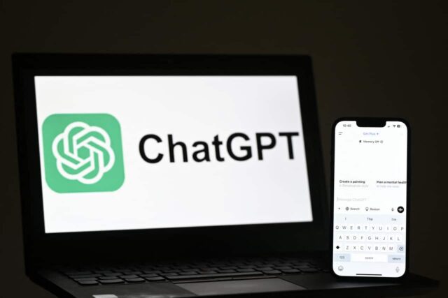 OpenAI está haciendo una apuesta publicitaria de alto riesgo. ¿Esto le ayudará a vencer a Anthropic?

 | 