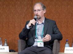 El New York Times afirma haber identificado a Satoshi, el inventor de Bitcoin
| El New York Times afirma haber identificado a Satoshi, el inventor de Bitcoin
|